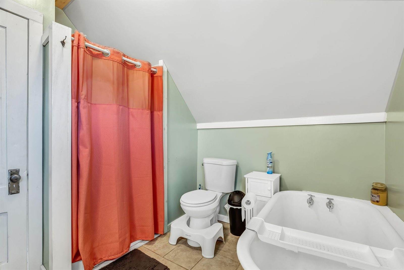 60 Main Road South, Hampden, ME 04444