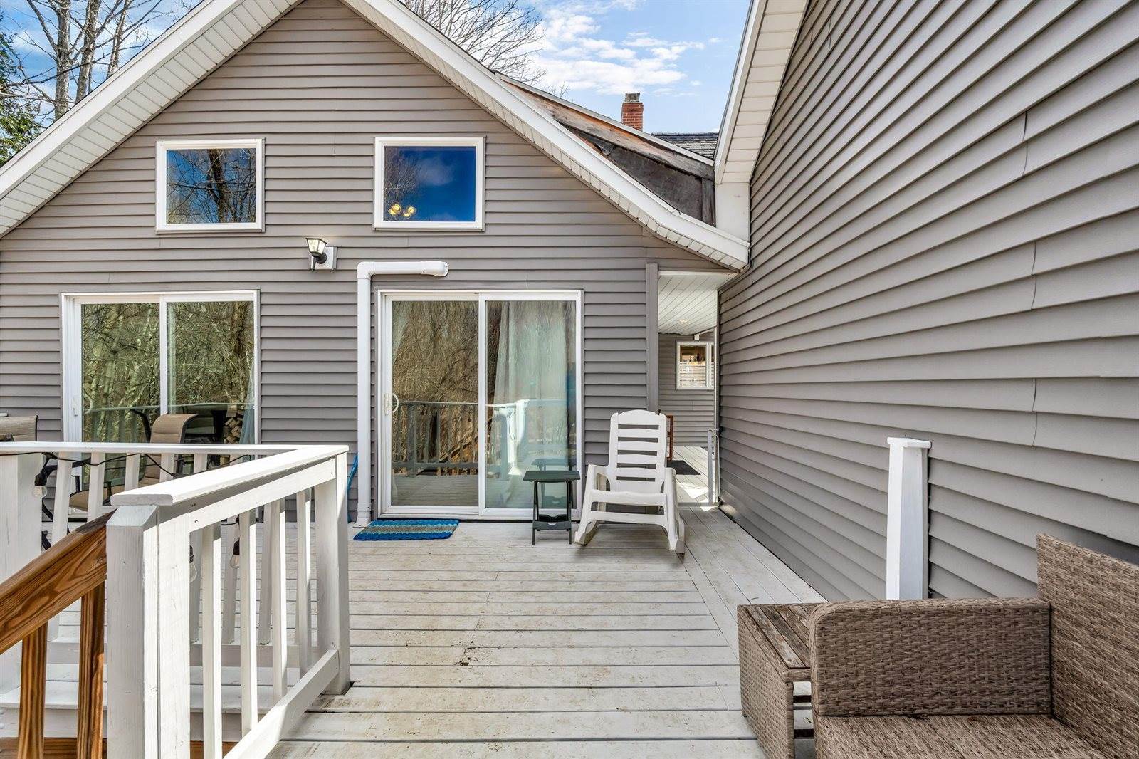 60 Main Road South, Hampden, ME 04444