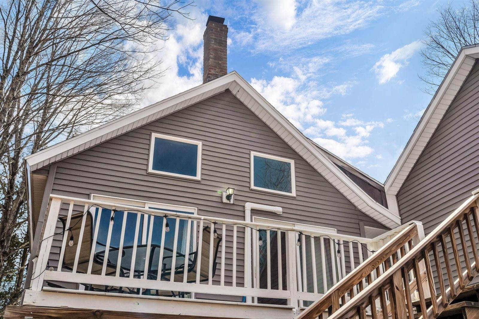 60 Main Road South, Hampden, ME 04444