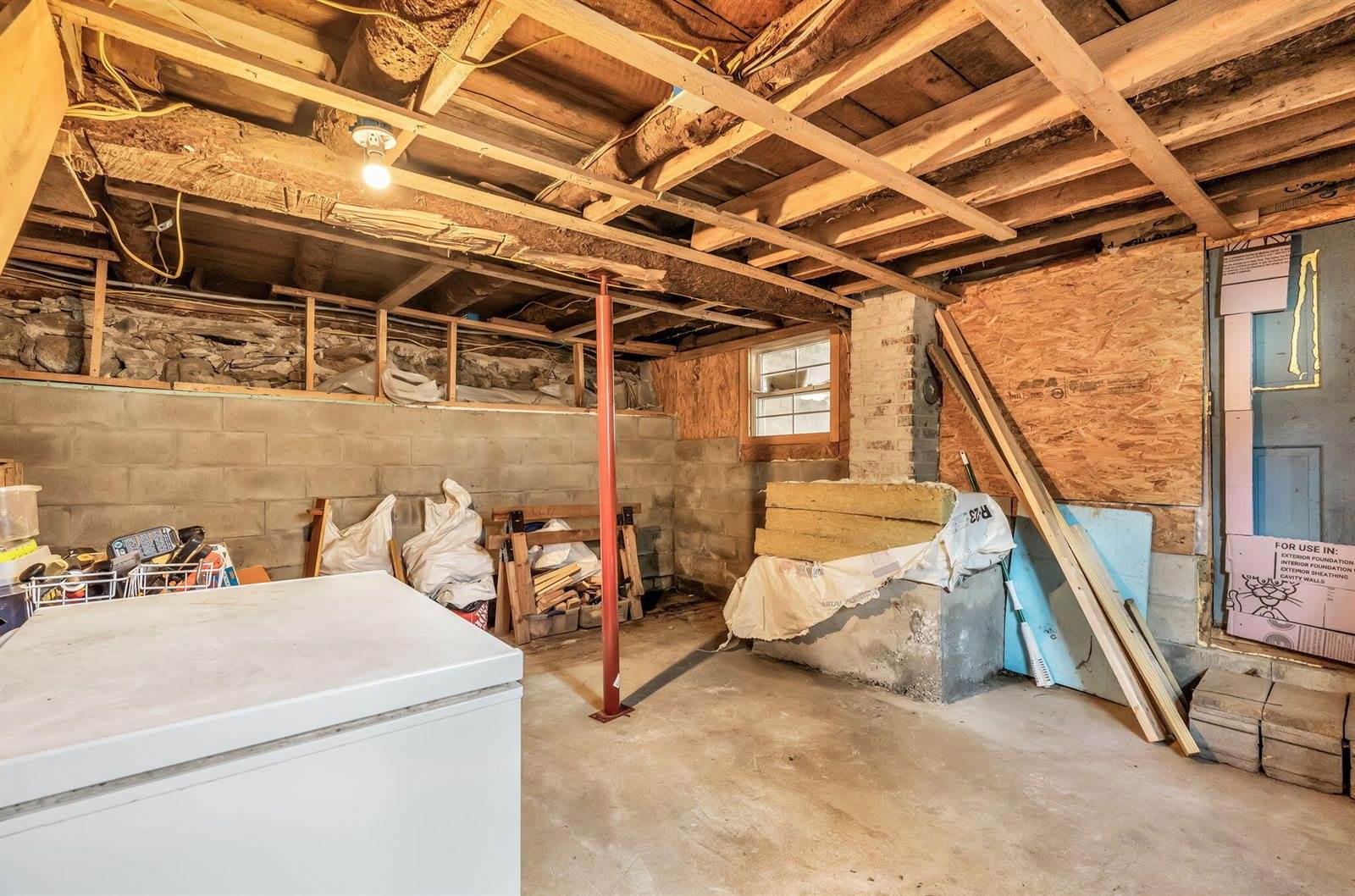 60 Main Road South, Hampden, ME 04444
