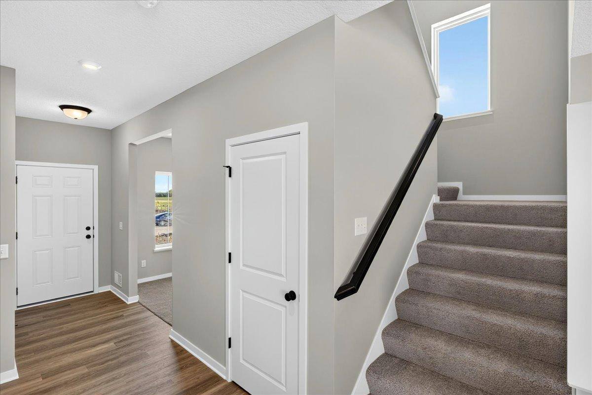3117 Jandura Avenue NE, Saint Michael, MN 55376