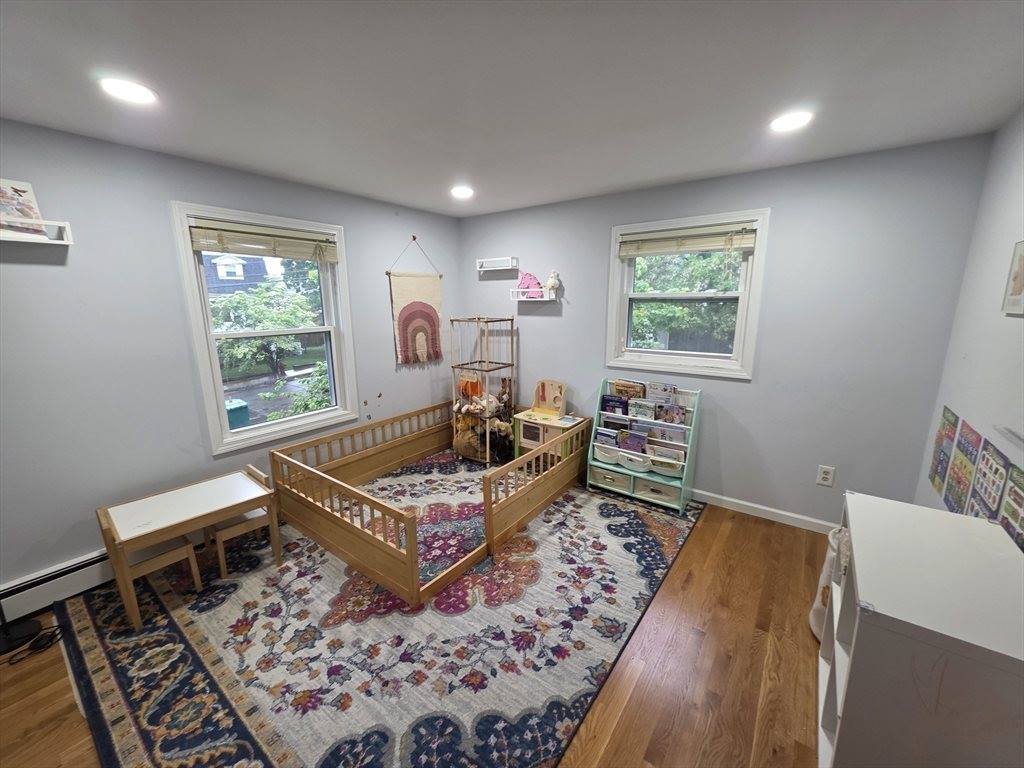 1 E Dexter Ave, Woburn, MA 01801
