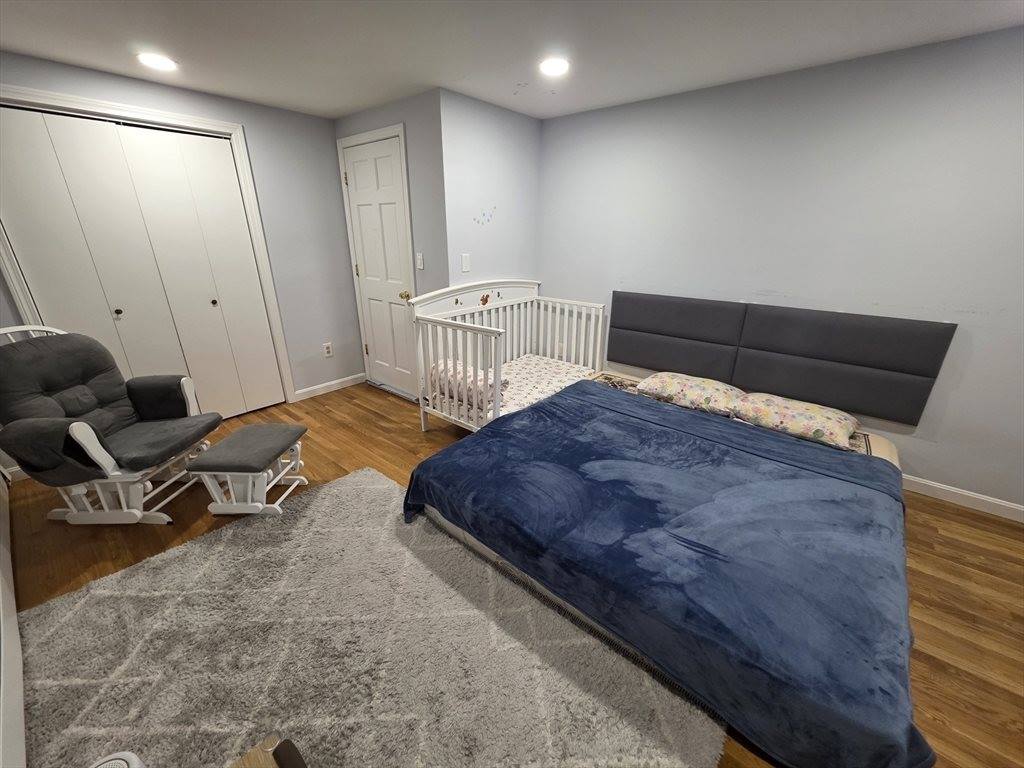 1 E Dexter Ave, Woburn, MA 01801