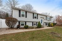1 E Dexter Ave, Woburn, MA 01801