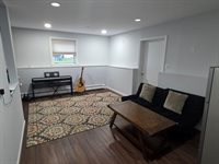 1 E Dexter Ave, Woburn, MA 01801