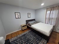 1 E Dexter Ave, Woburn, MA 01801