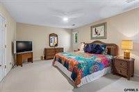 2623 South 96 Circle, Omaha, NE 68124