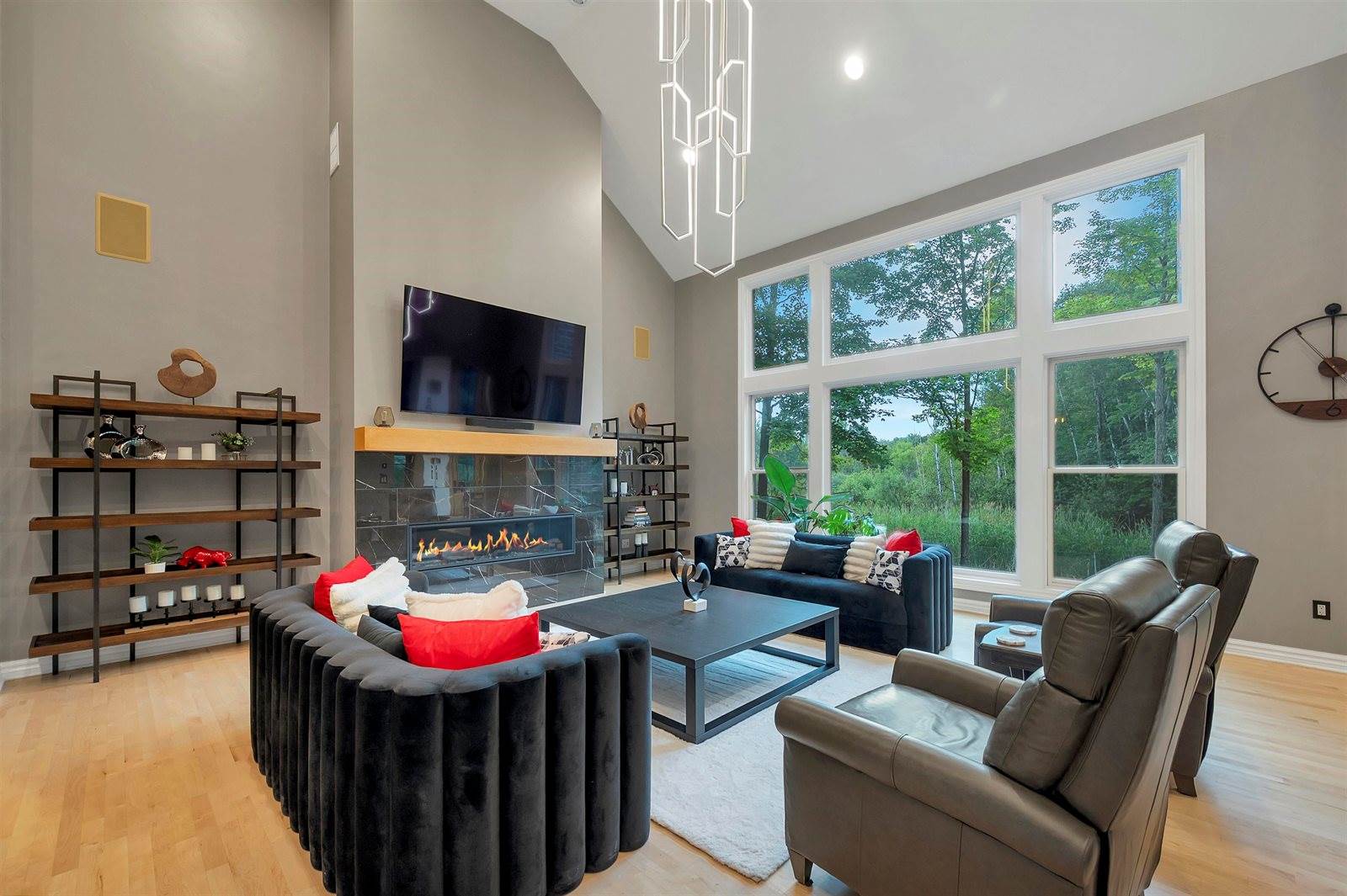 2919 Shelter Creek Court, Green Bay, WI 54313