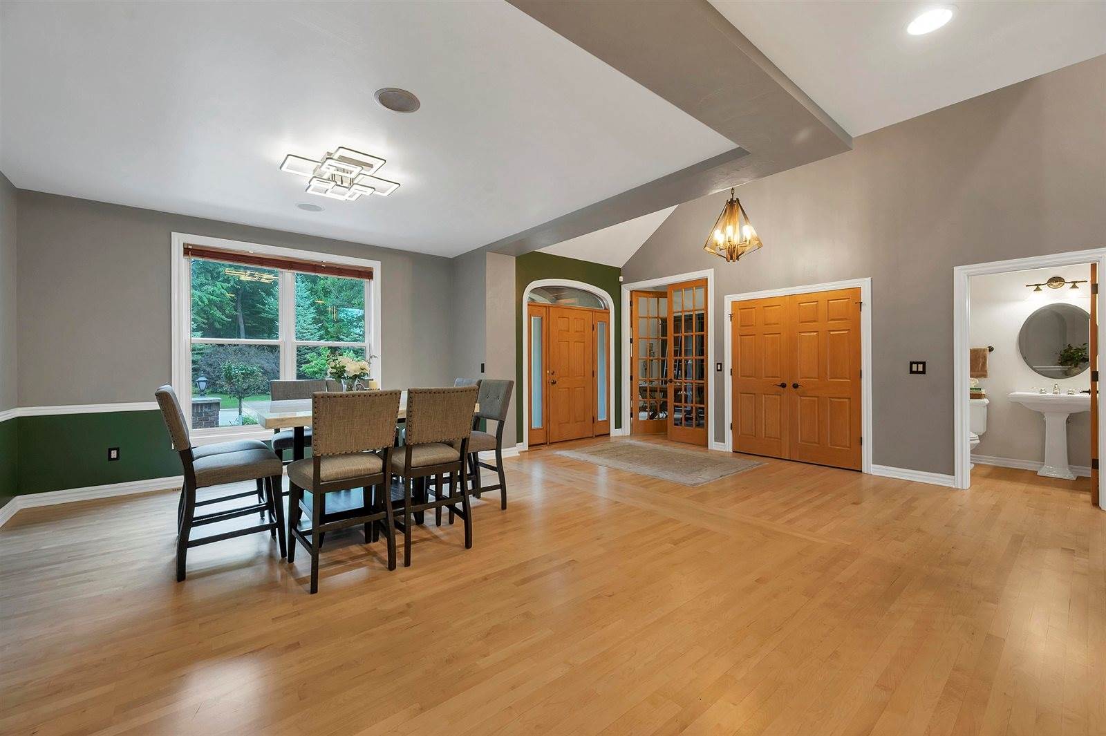 2919 Shelter Creek Court, Green Bay, WI 54313
