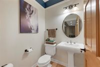 2919 Shelter Creek Court, Green Bay, WI 54313
