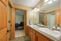 2919 Shelter Creek Court, Green Bay, WI 54313