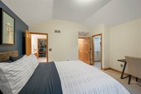 2919 Shelter Creek Court, Green Bay, WI 54313