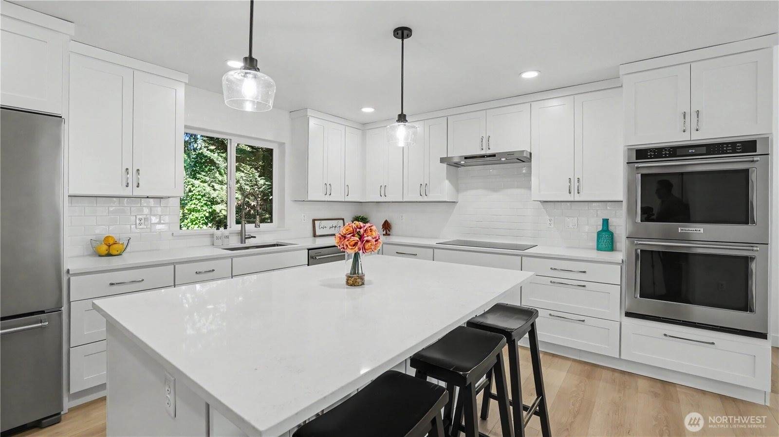 14719 102nd Avenue NE, Bothell, WA 98011