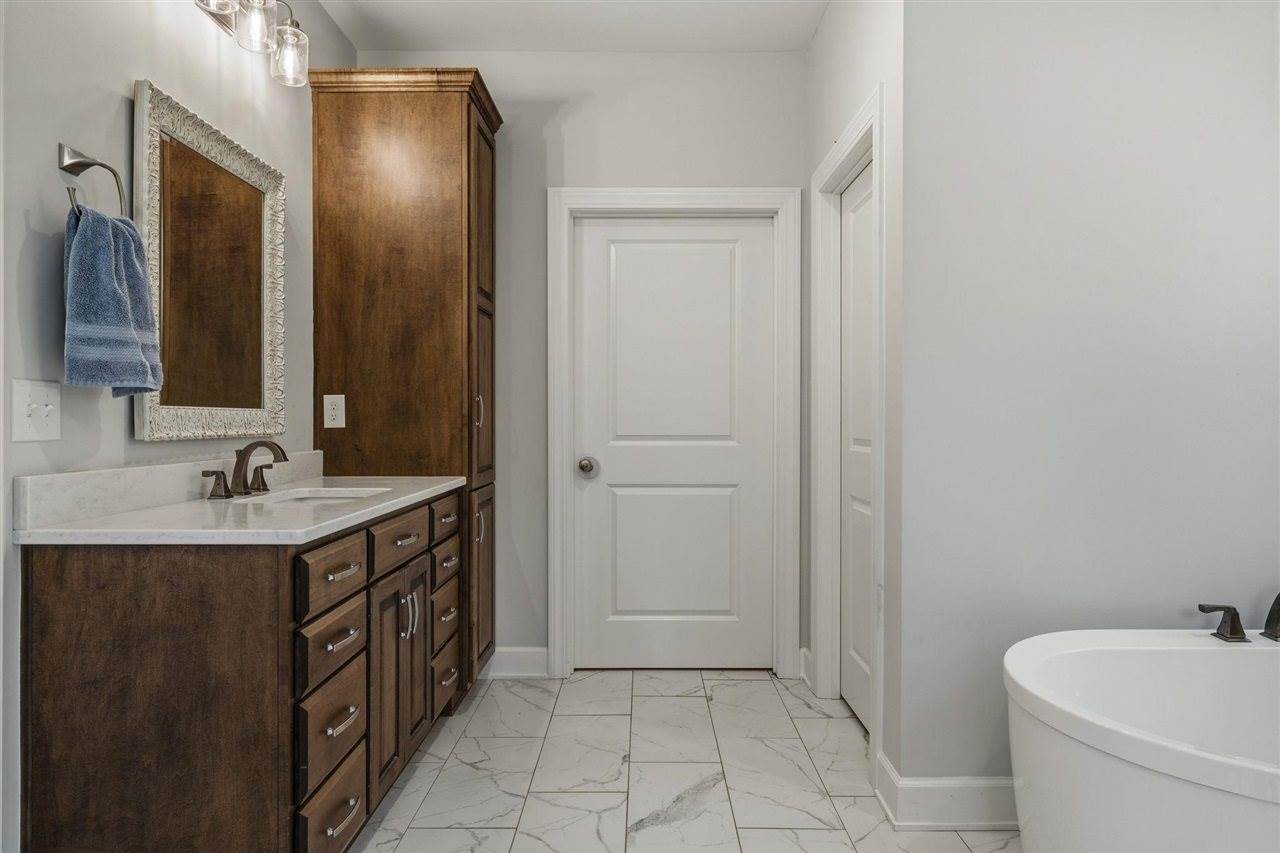 2901 Matlock Old Union Road, Bowling Green, KY 42104