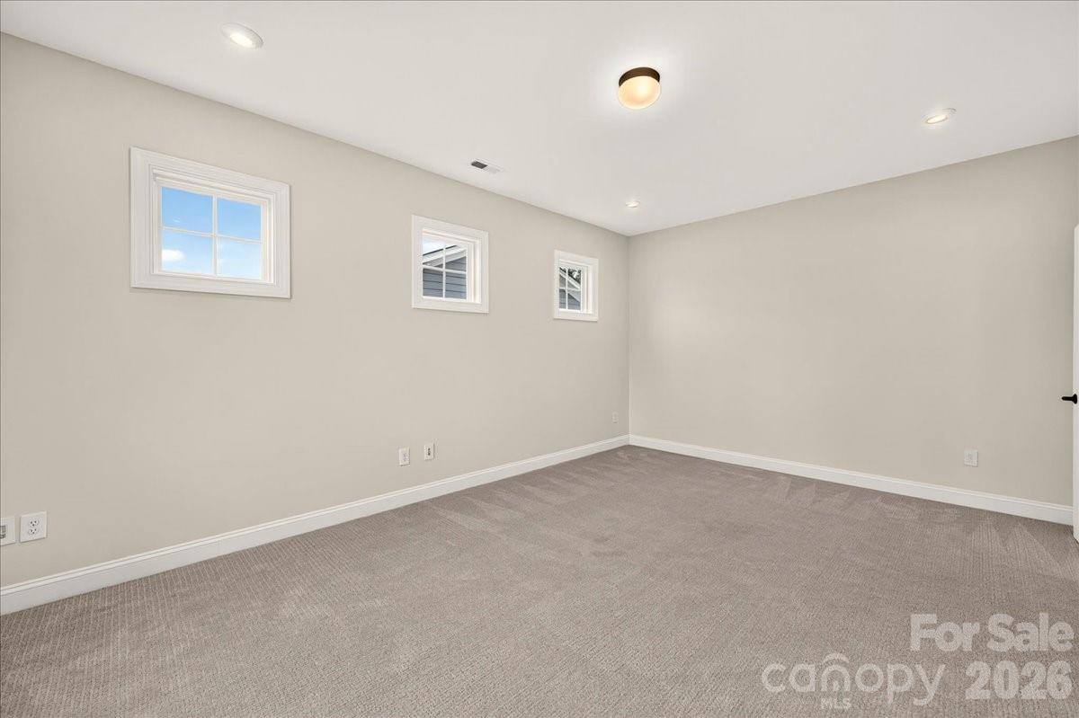 222 Lanyard Lane, Belmont, NC 28012