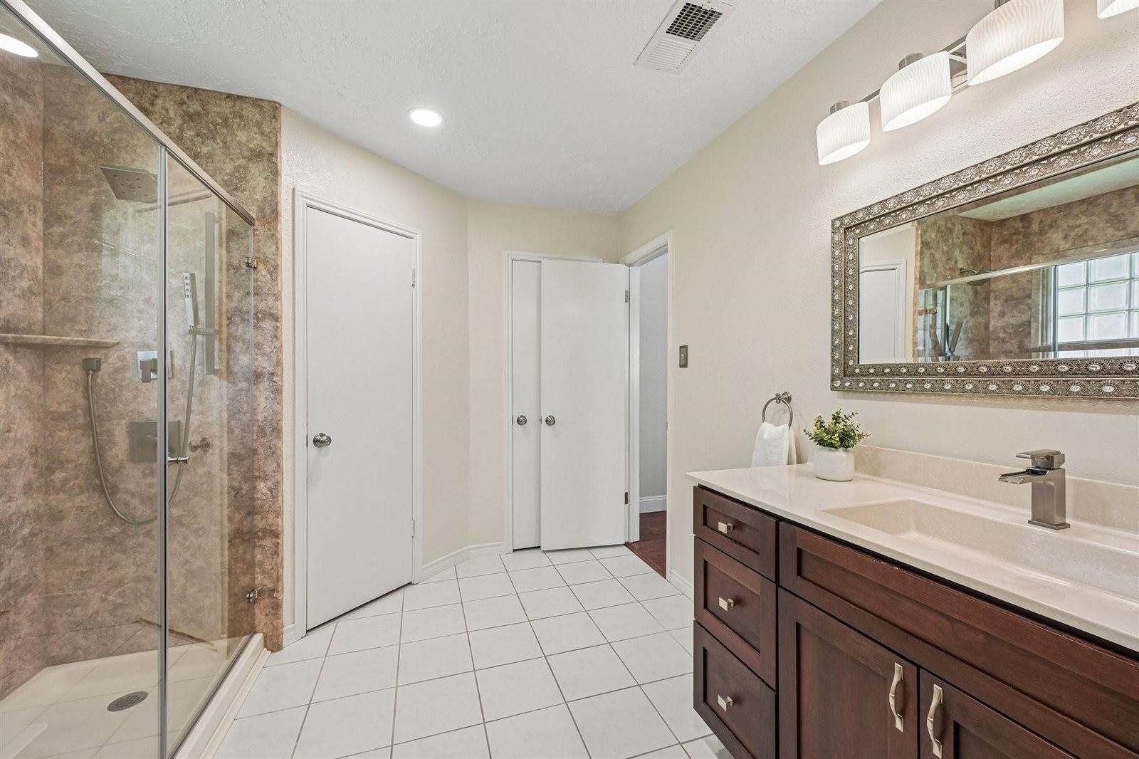 18015 Forest Cedars Drive, Houston, TX 77084