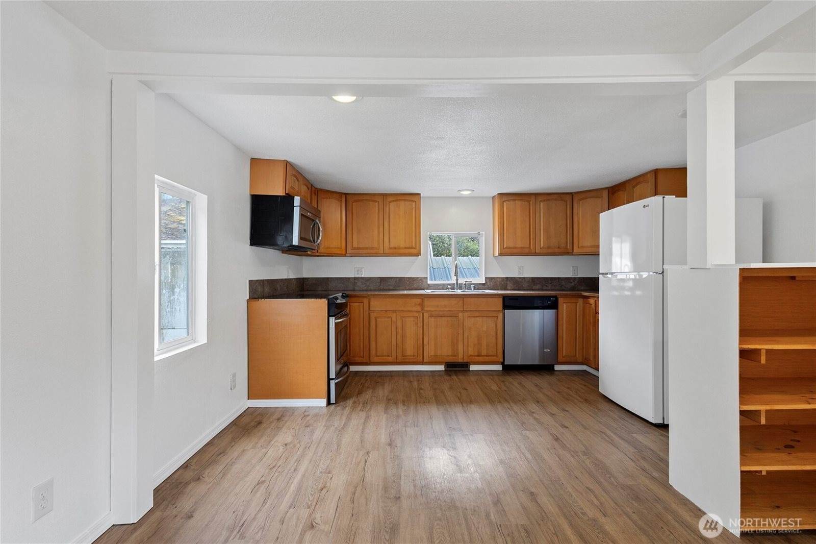 7545 South Dillard Avenue, Concrete, WA 98273