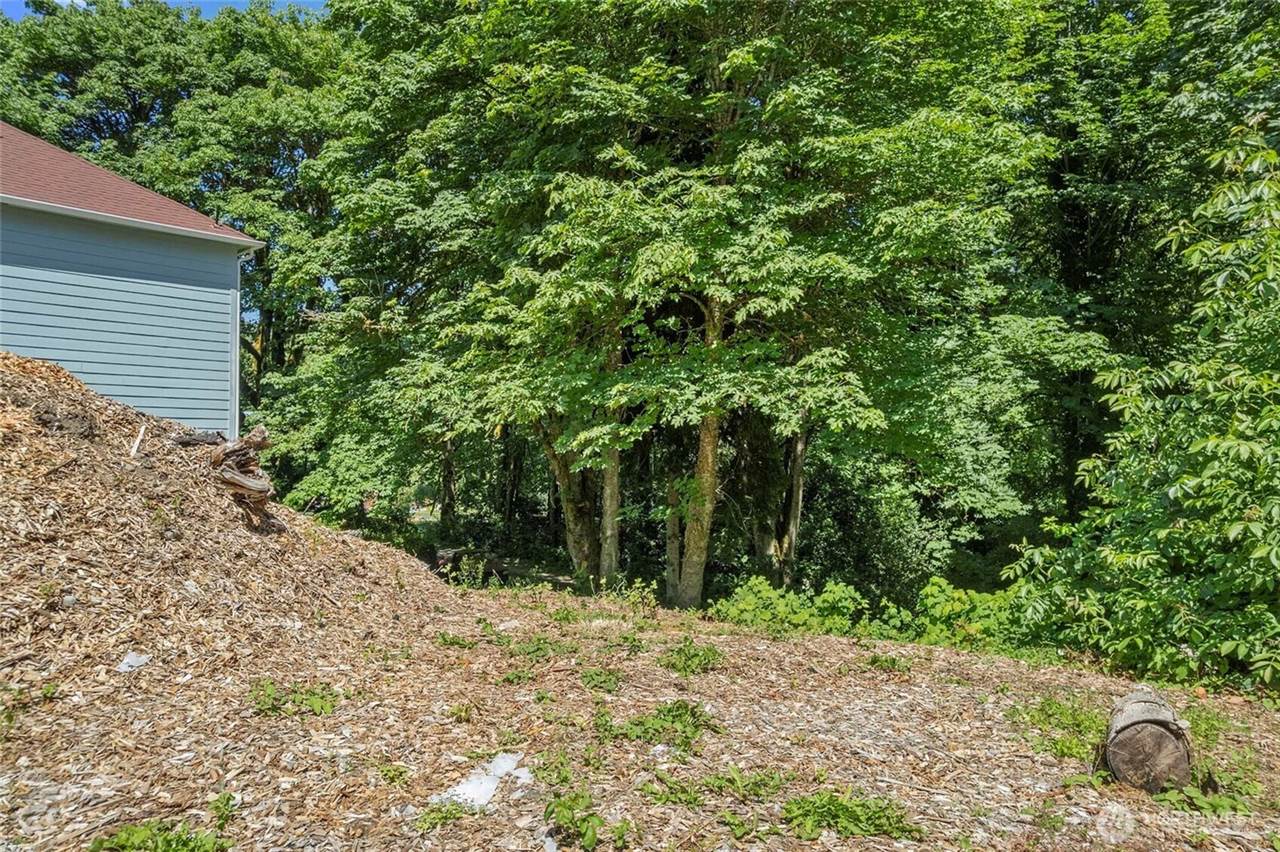 7545 South Dillard Avenue, Concrete, WA 98273