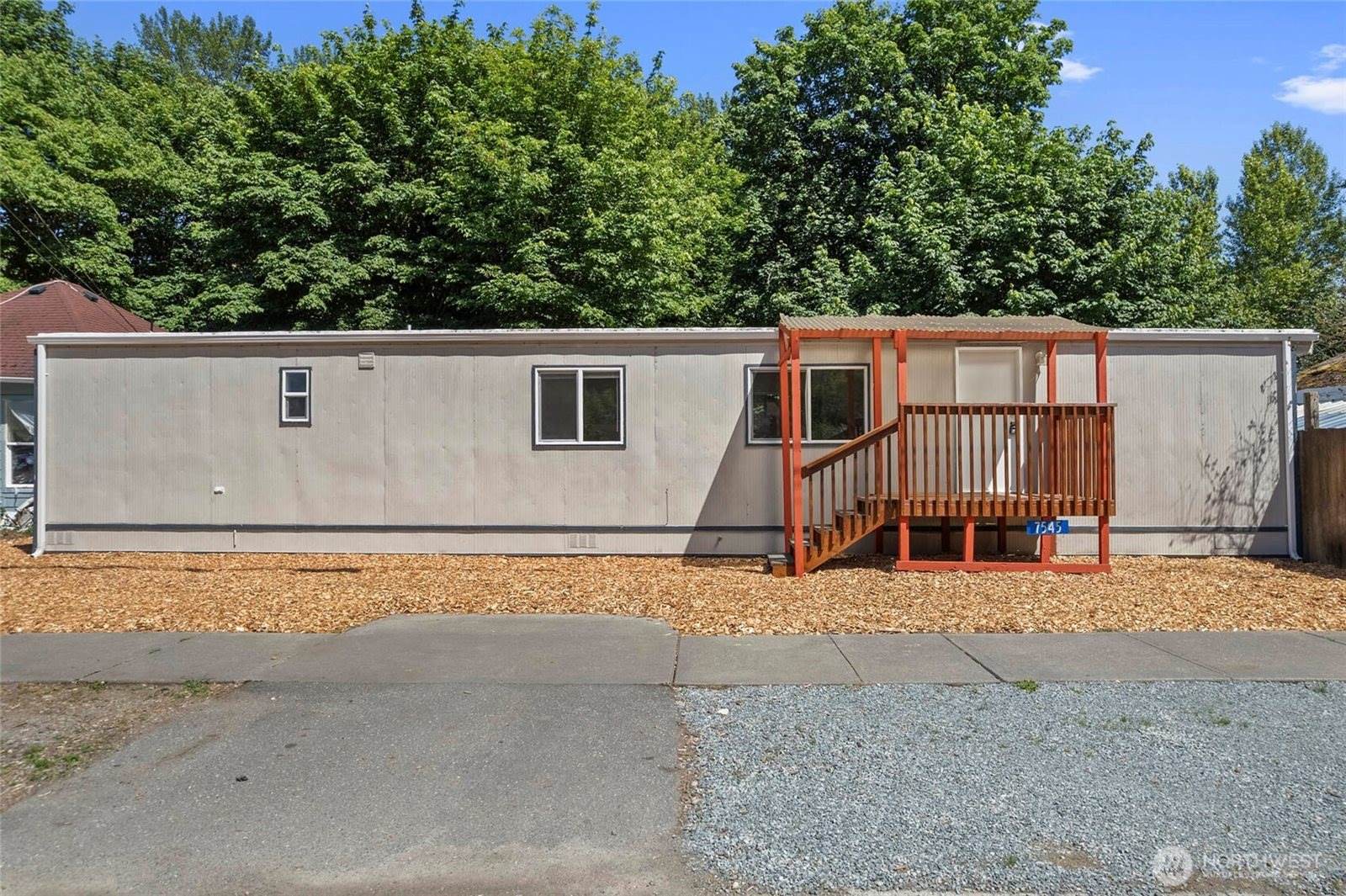 7545 South Dillard Avenue, Concrete, WA 98273