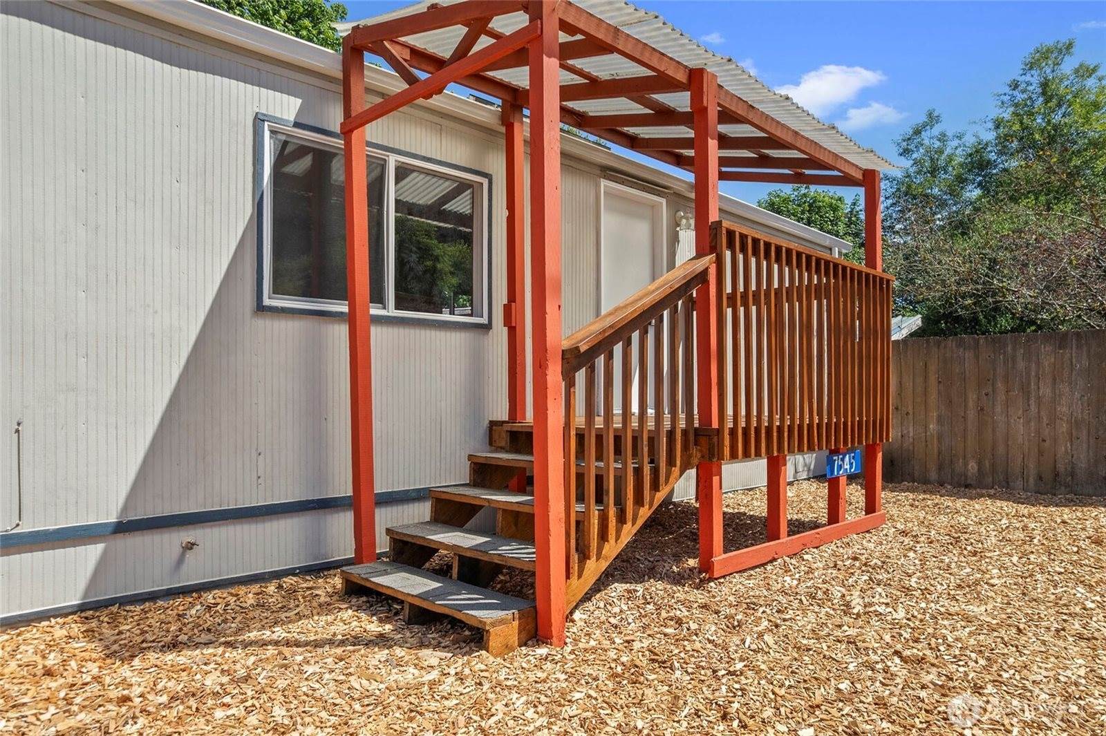 7545 South Dillard Avenue, Concrete, WA 98273