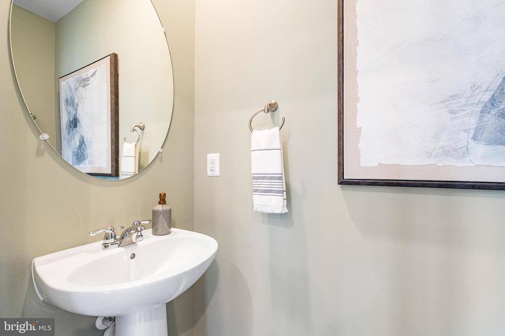 248 Swan Field Avenue, Ranson, WV 25438
