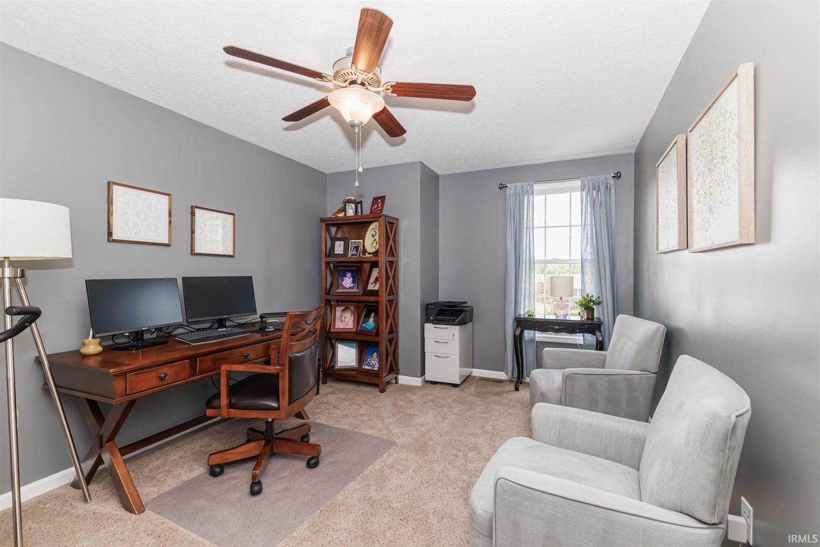 9805 Oak Hammock Drive, Yorktown, IN 47396