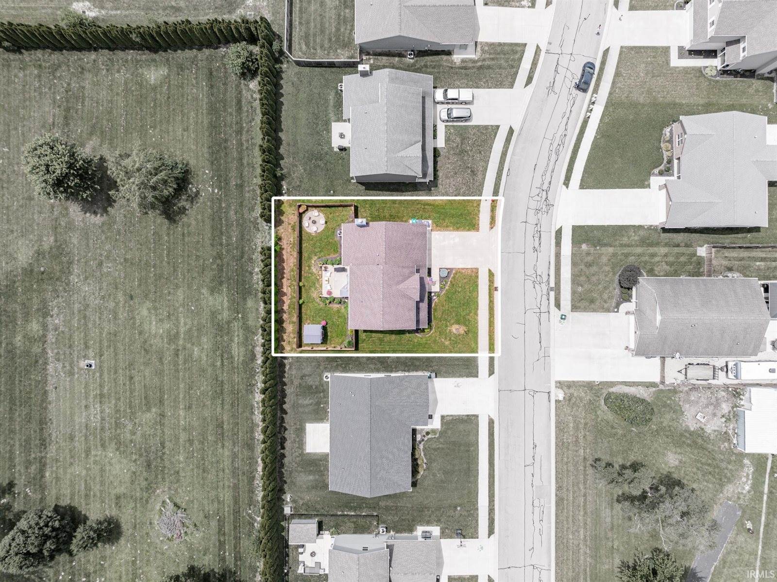 9805 Oak Hammock Drive, Yorktown, IN 47396