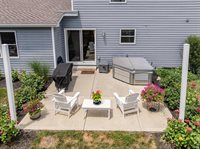 9805 Oak Hammock Drive, Yorktown, IN 47396