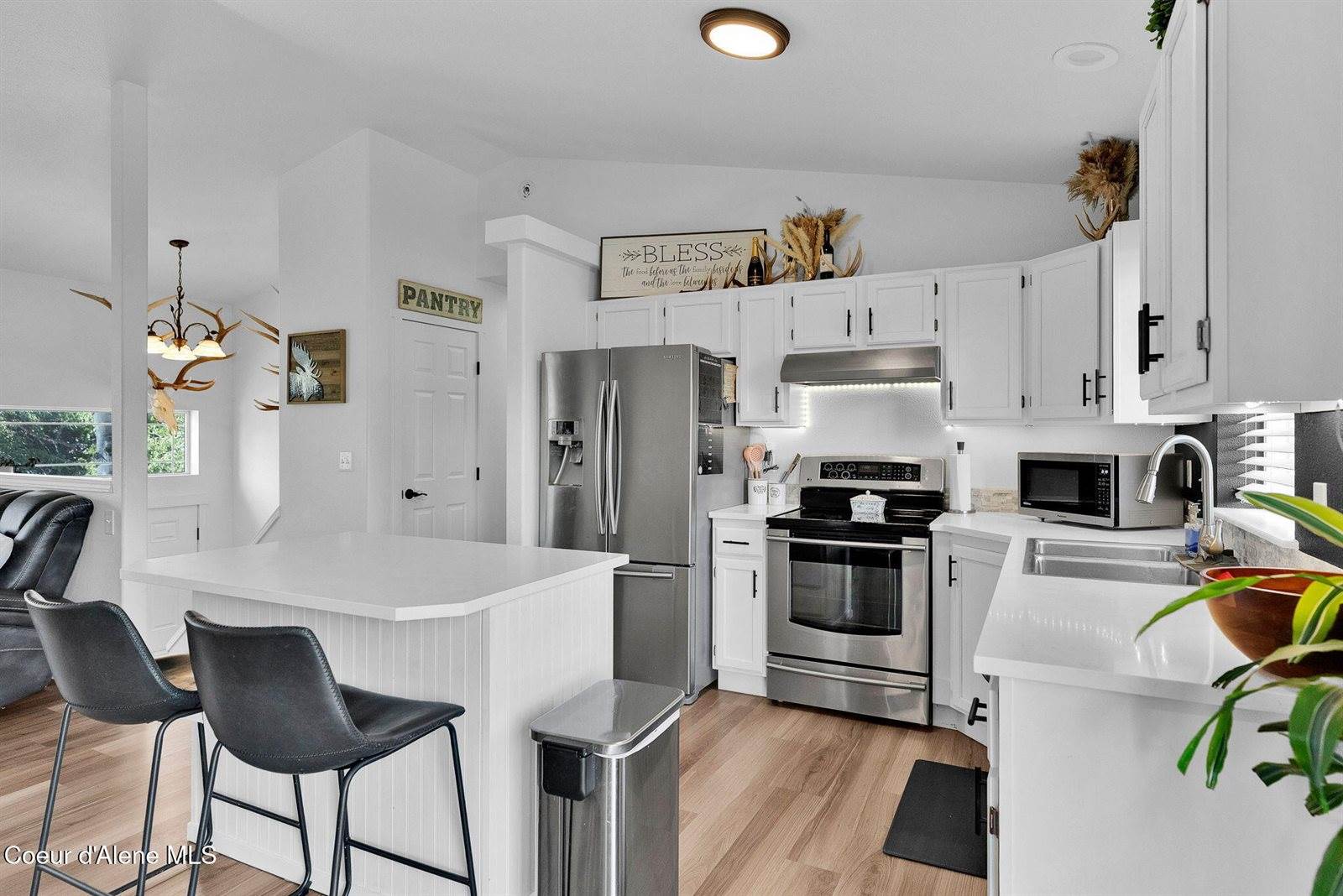 1150 North Townsend Loop, Post Falls, ID 83854