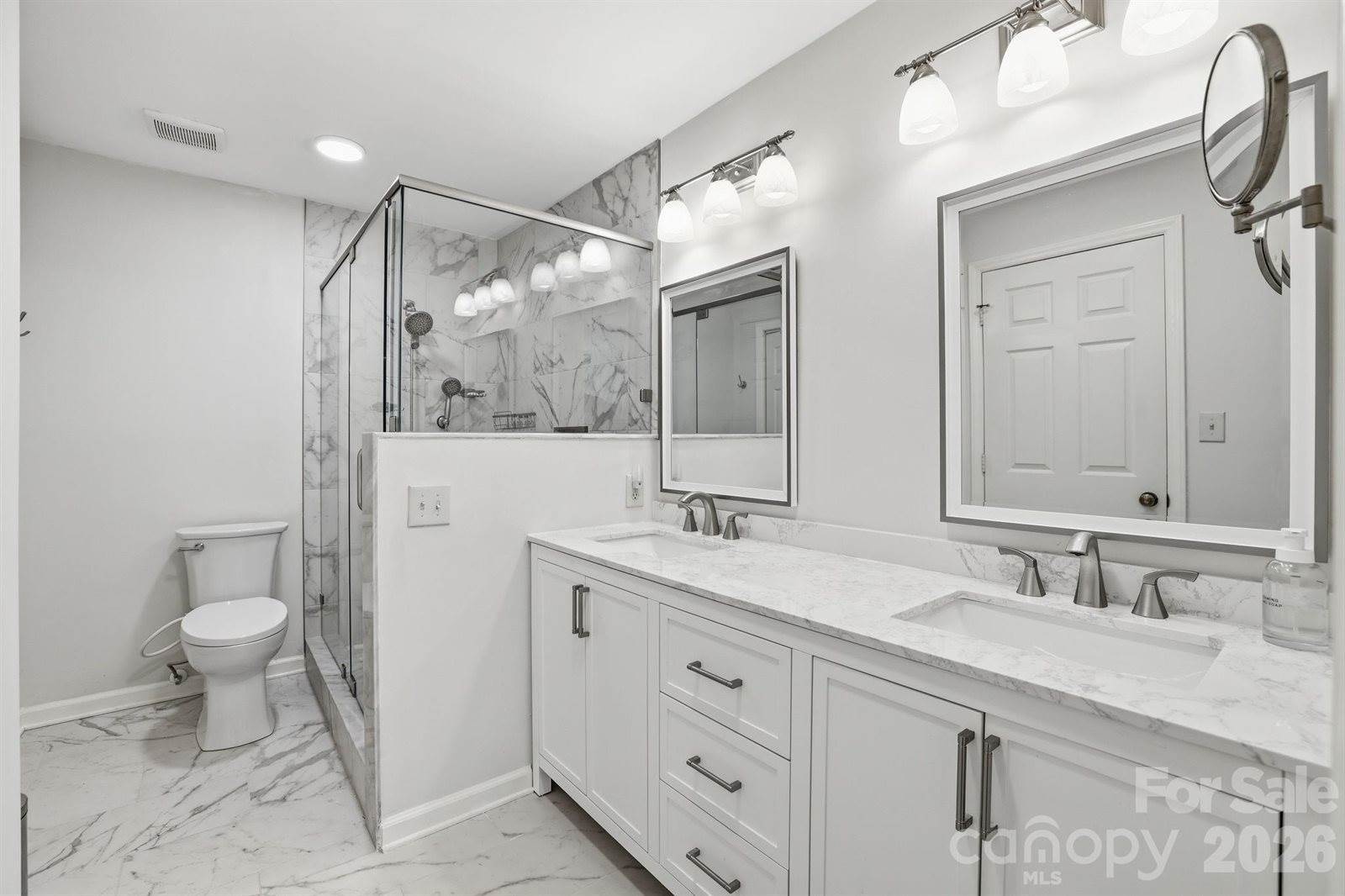 340 Walnut Point Drive, Matthews, NC 28105