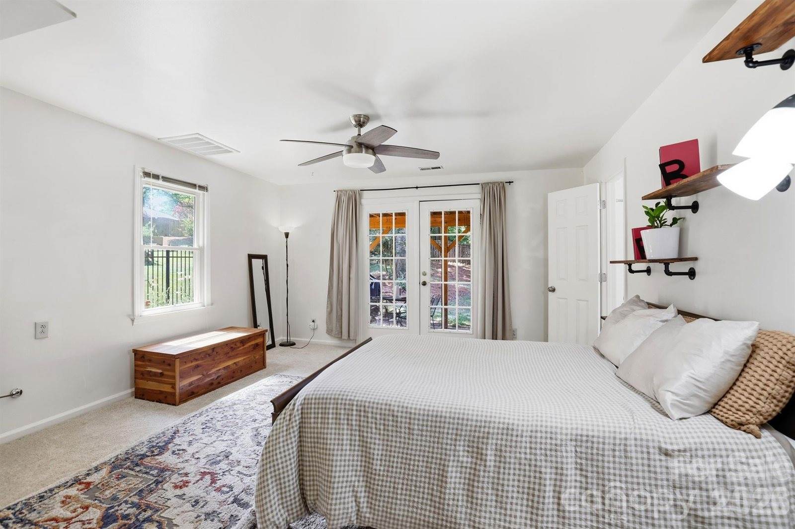 340 Walnut Point Drive, Matthews, NC 28105