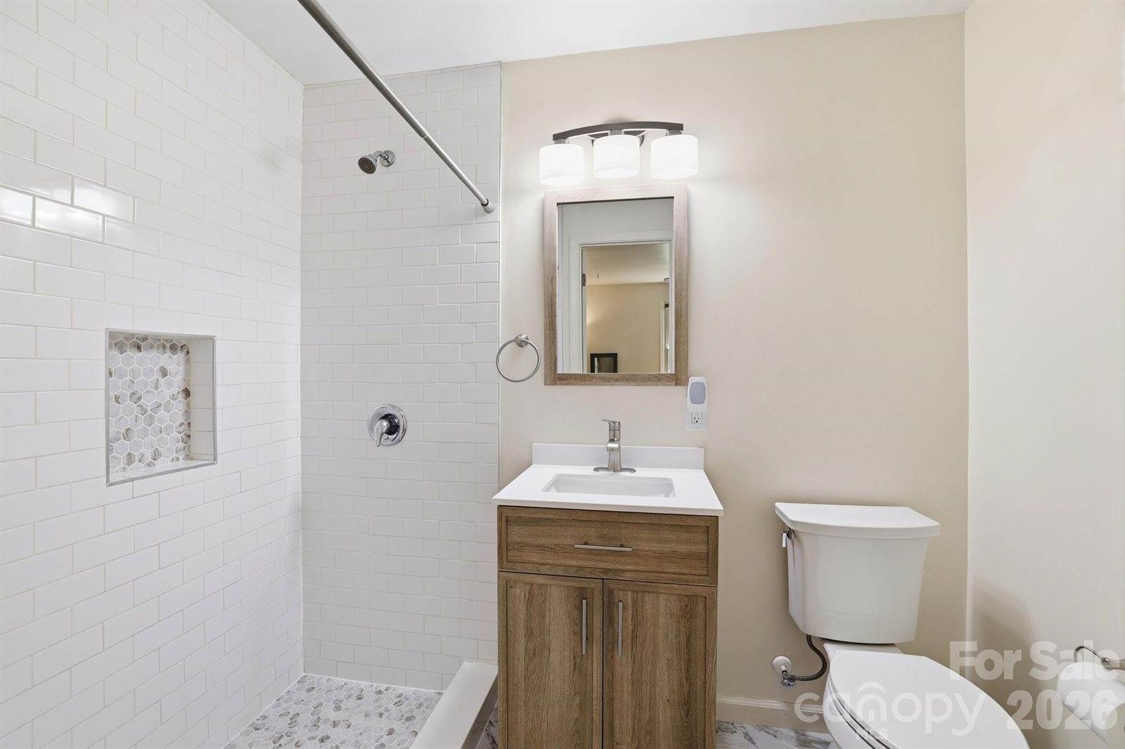 340 Walnut Point Drive, Matthews, NC 28105