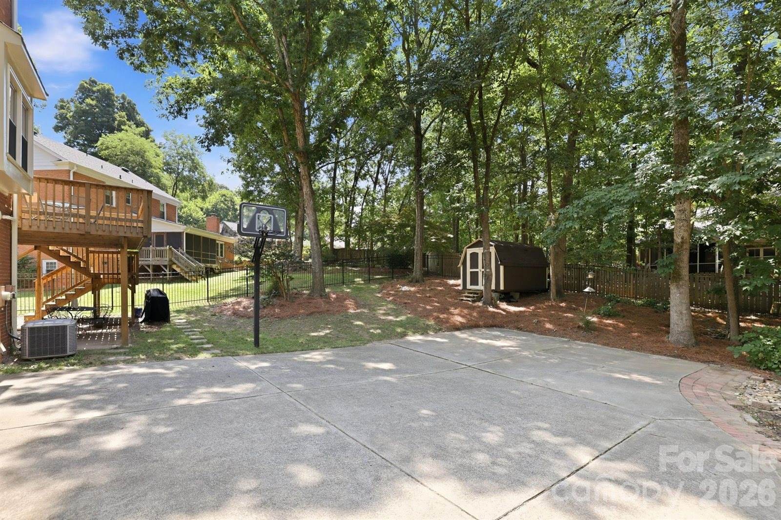 340 Walnut Point Drive, Matthews, NC 28105