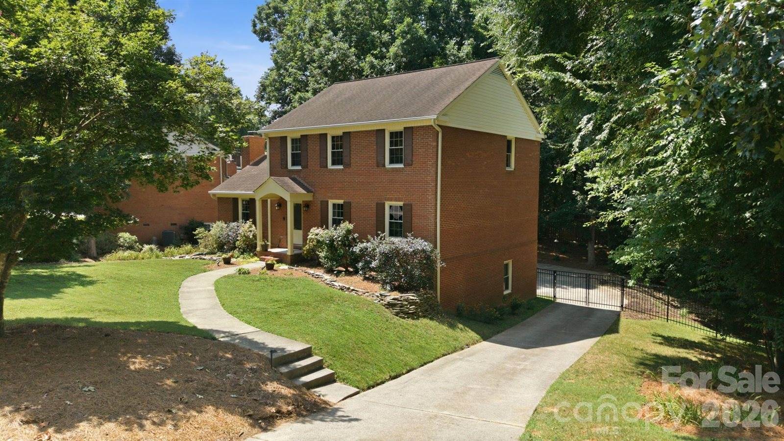 340 Walnut Point Drive, Matthews, NC 28105