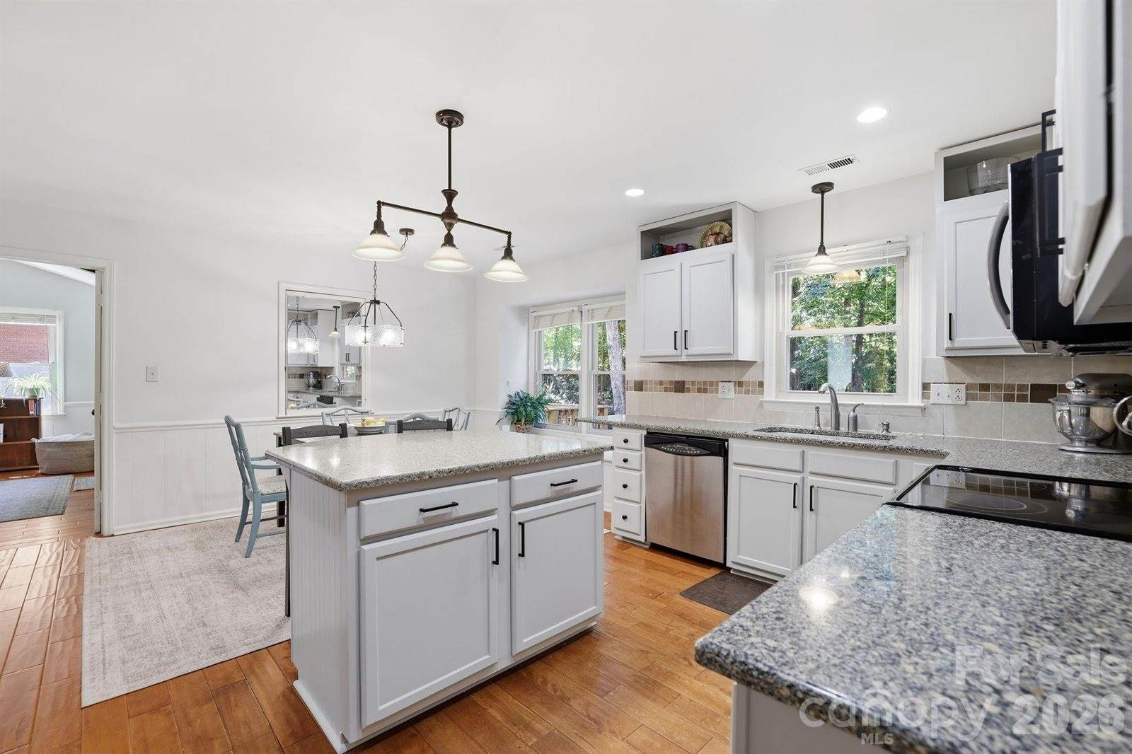 340 Walnut Point Drive, Matthews, NC 28105
