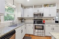340 Walnut Point Drive, Matthews, NC 28105