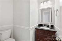 340 Walnut Point Drive, Matthews, NC 28105