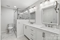 340 Walnut Point Drive, Matthews, NC 28105