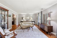 340 Walnut Point Drive, Matthews, NC 28105