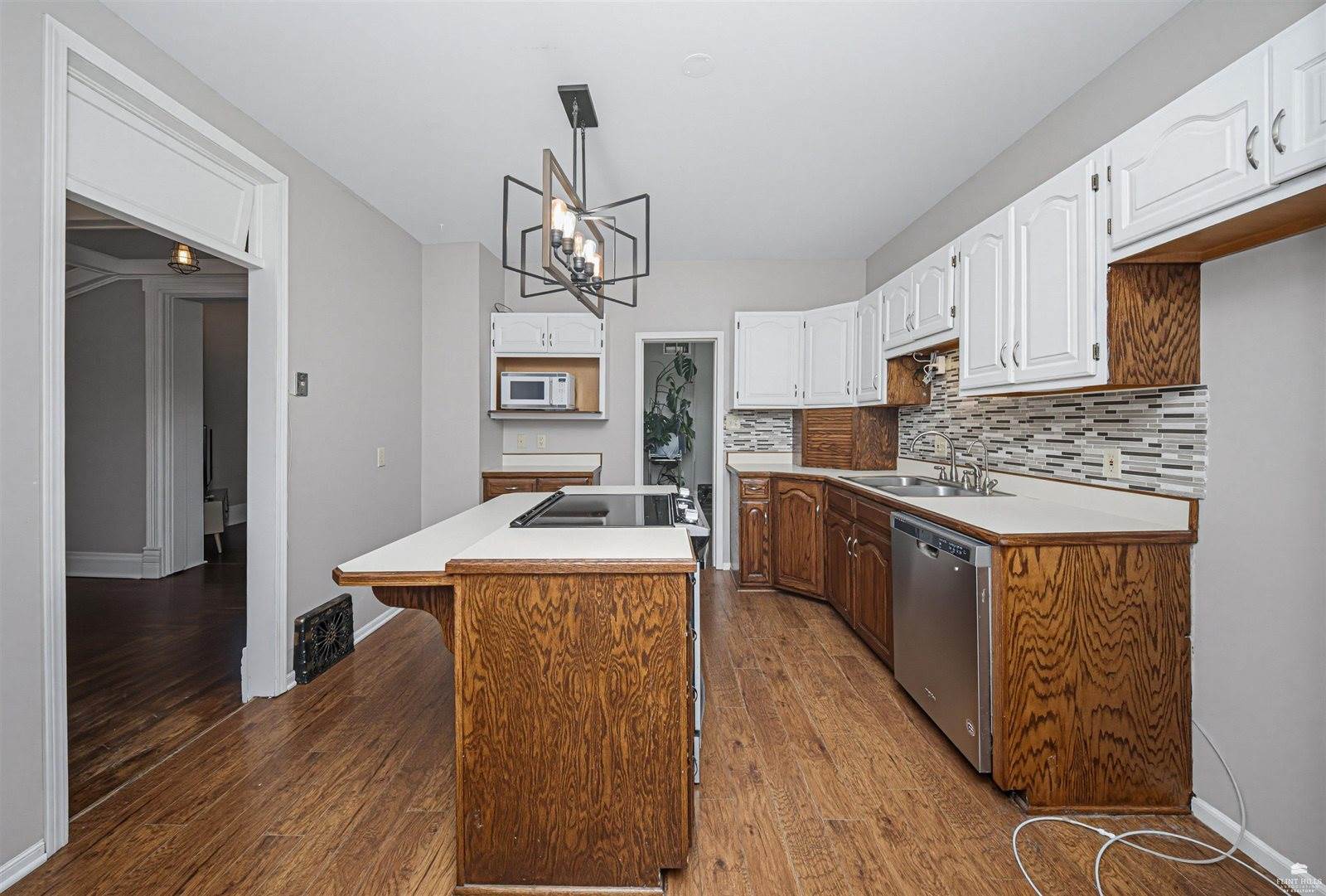 104 North Adams, Junction City, KS 66441
