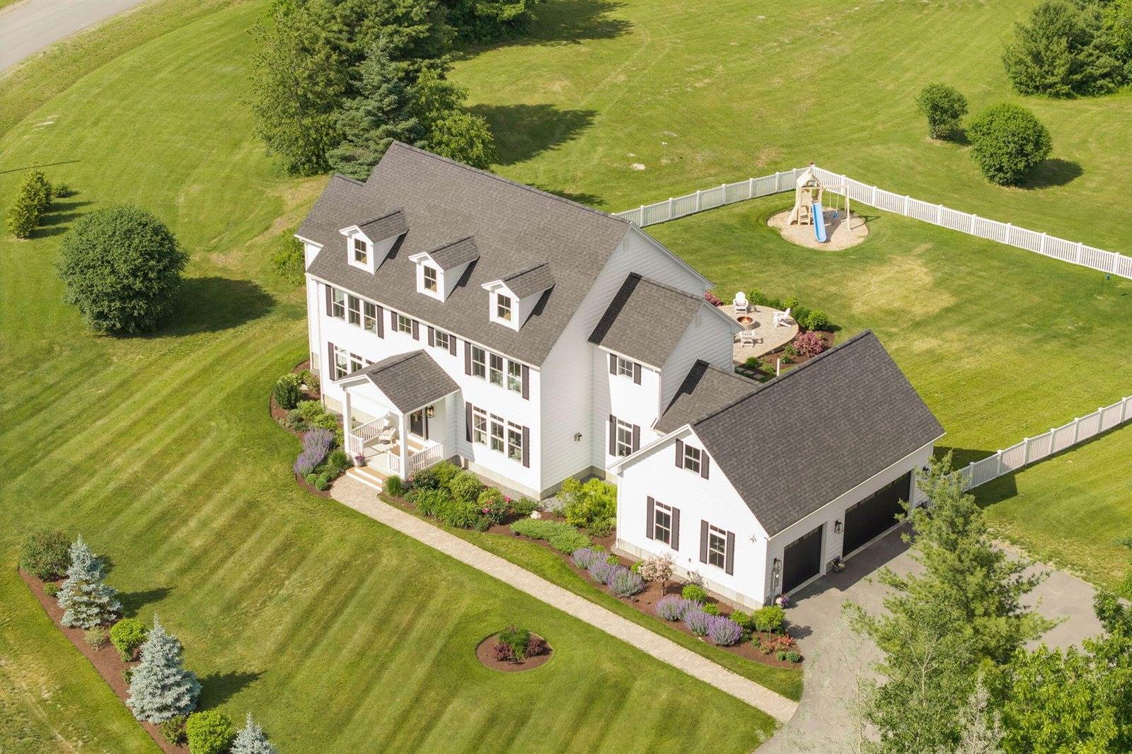 124 Dunton Circle, Hampden, ME 04444