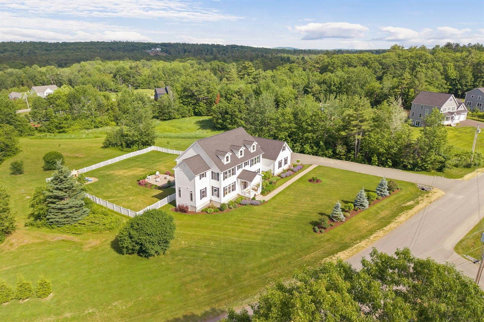 124 Dunton Circle, Hampden, ME 04444