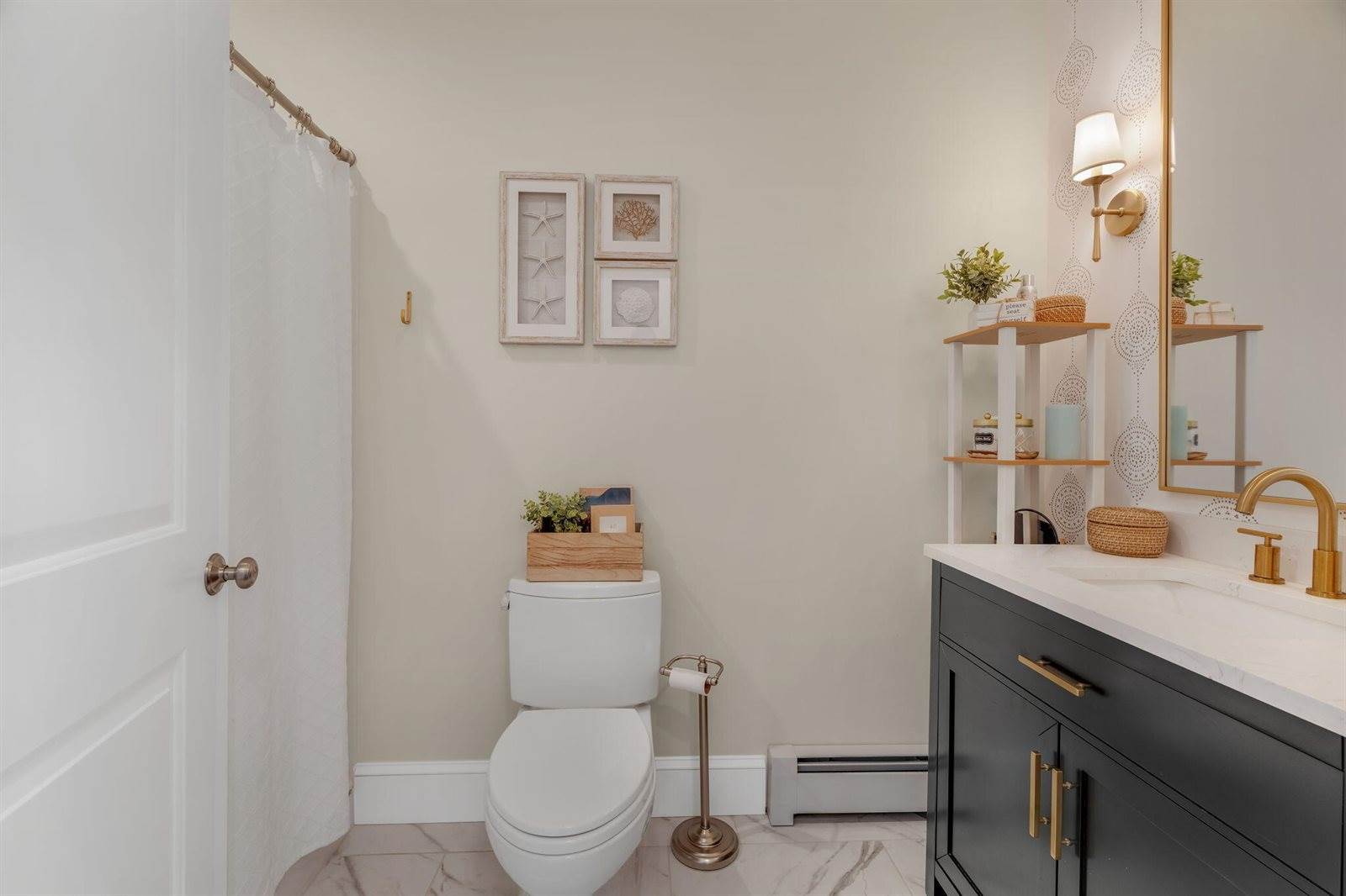 124 Dunton Circle, Hampden, ME 04444