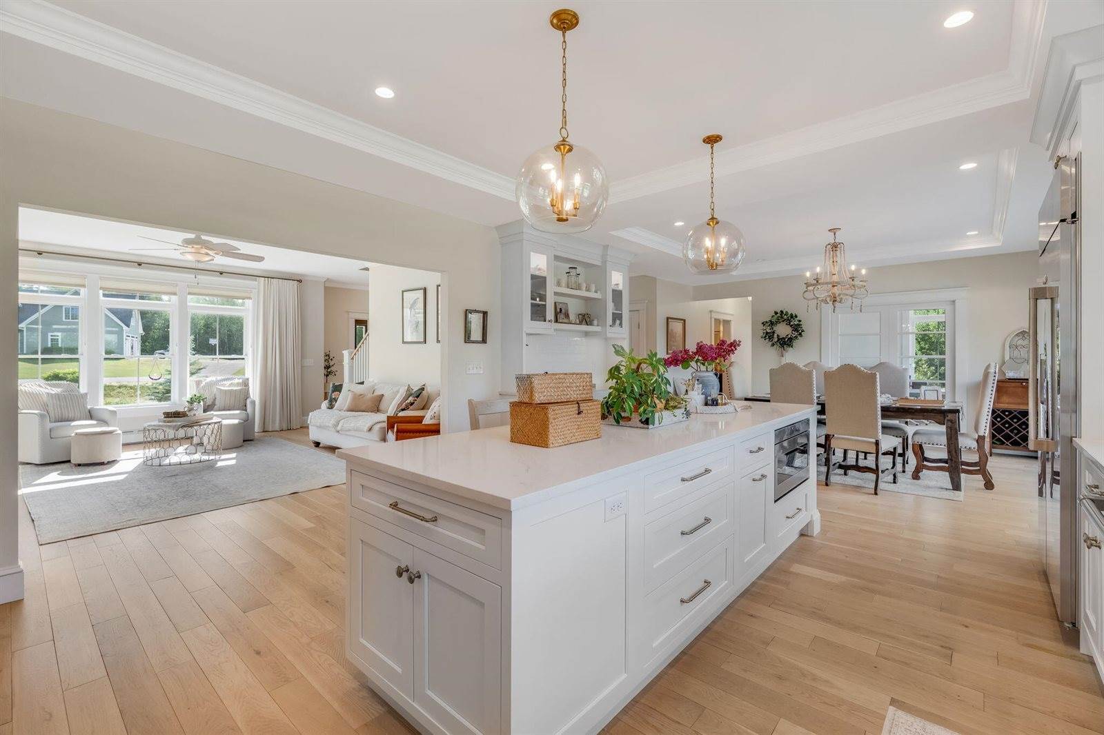 124 Dunton Circle, Hampden, ME 04444