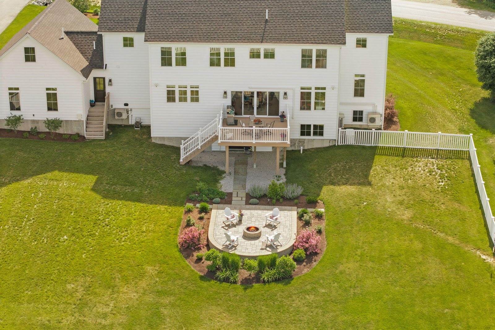 124 Dunton Circle, Hampden, ME 04444