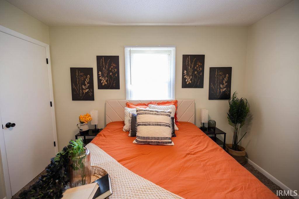 2155 S Fairfield Drive, Marion, IN 46953