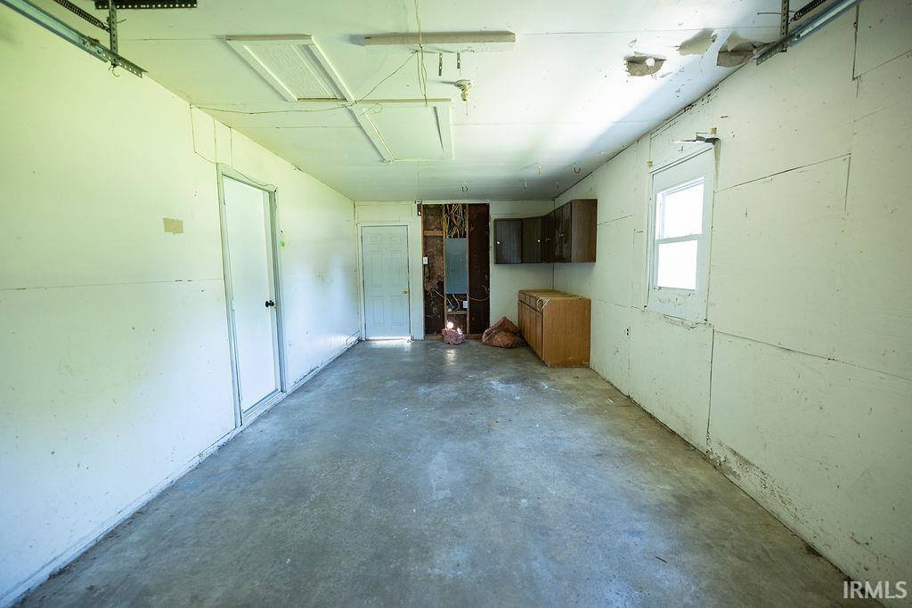 2155 S Fairfield Drive, Marion, IN 46953