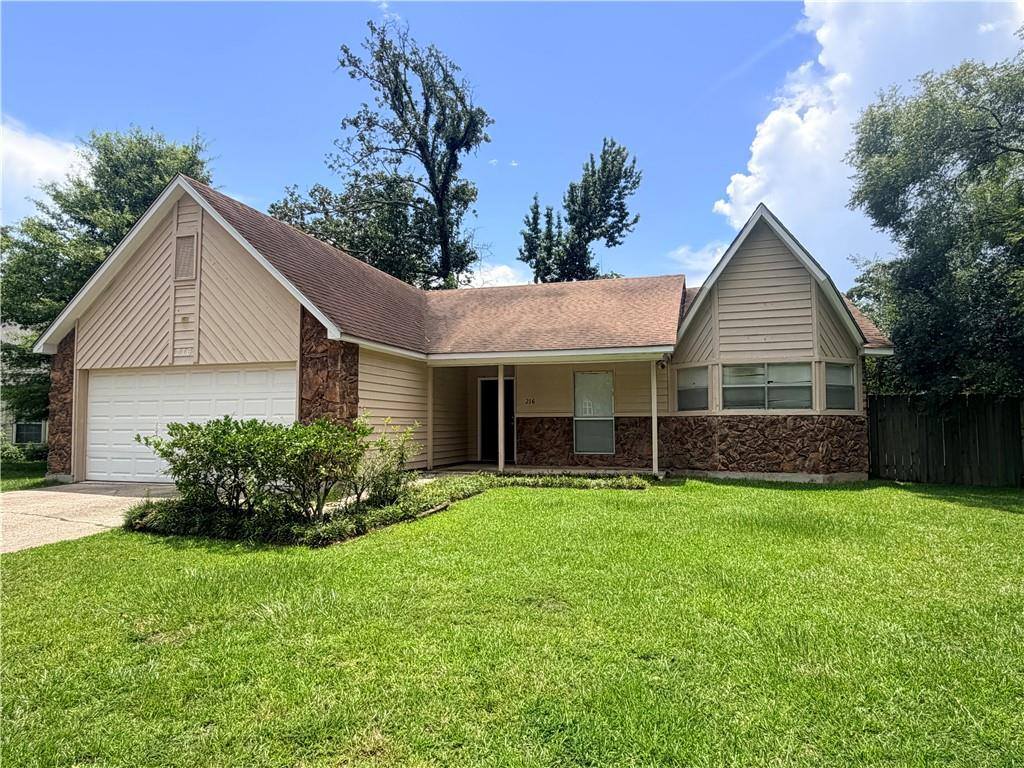 216 Woodridge Boulevard, Mandeville, LA 70471