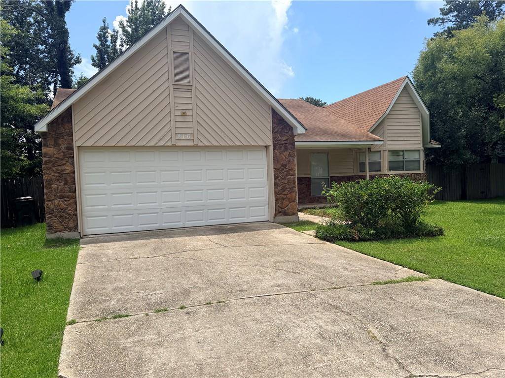 216 Woodridge Boulevard, Mandeville, LA 70471