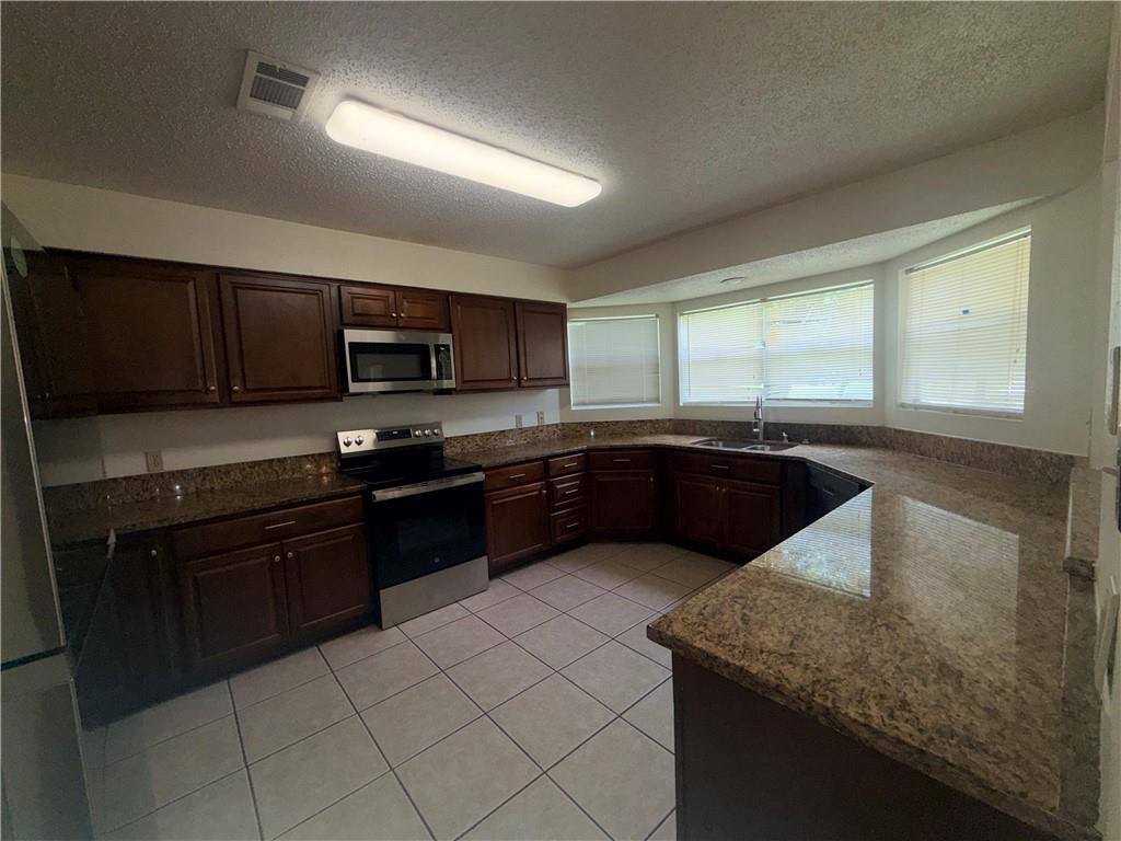 216 Woodridge Boulevard, Mandeville, LA 70471